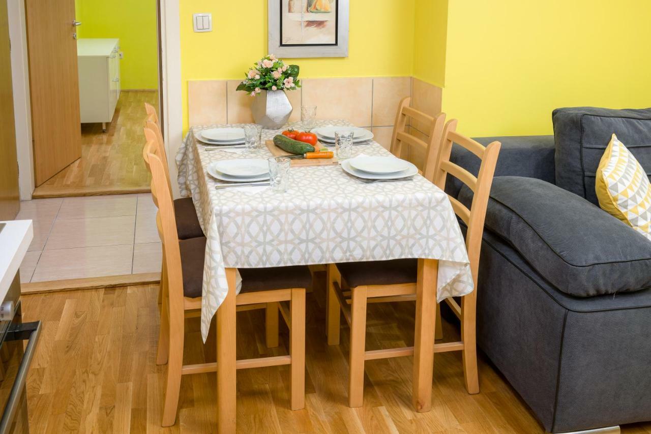 Apartment Medak City Center Nena สปลิท ภายนอก รูปภาพ